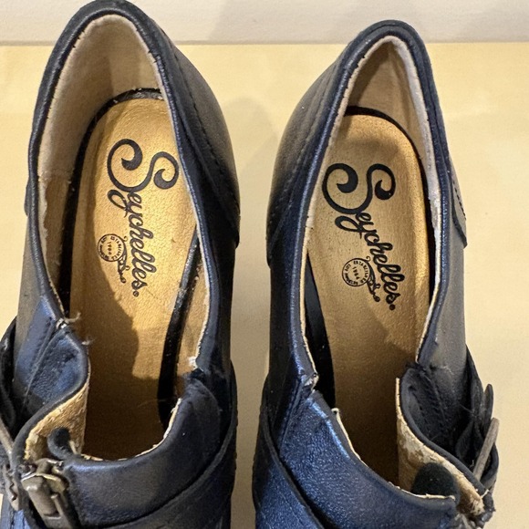 Seychelles Shoes Womens Size 8.5 Black Leather Buckle Heels Zip Bootie Retro - Picture 3 of 7